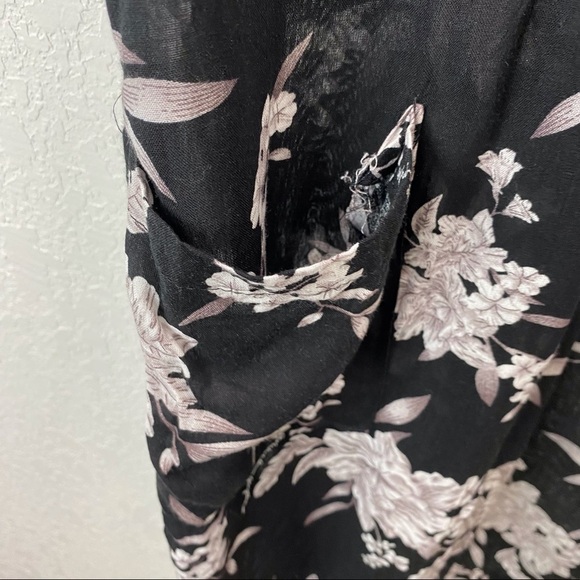 Spiritual Gangster Maya Floral Kimono Style Robe - Picture 8 of 13